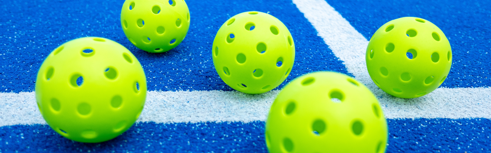 Pickleball courts and players
